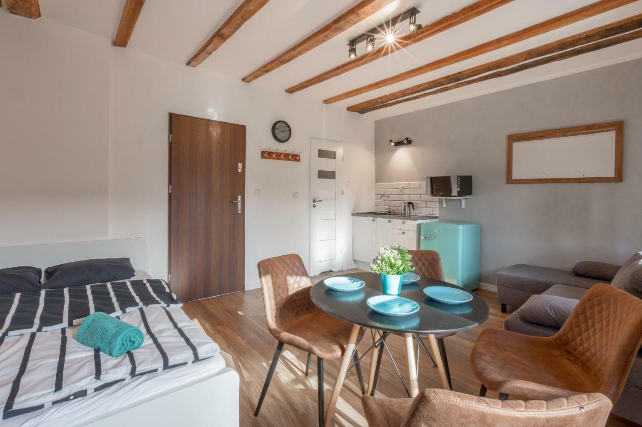 Retro House - StayinWrocław Extérieur photo